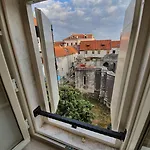The At B&B 스플리트